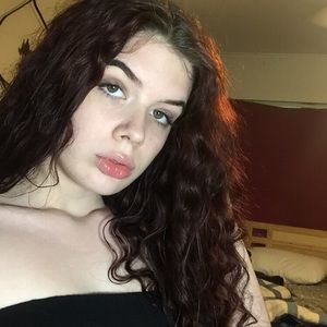 Meet your Posher, Kaitlynn